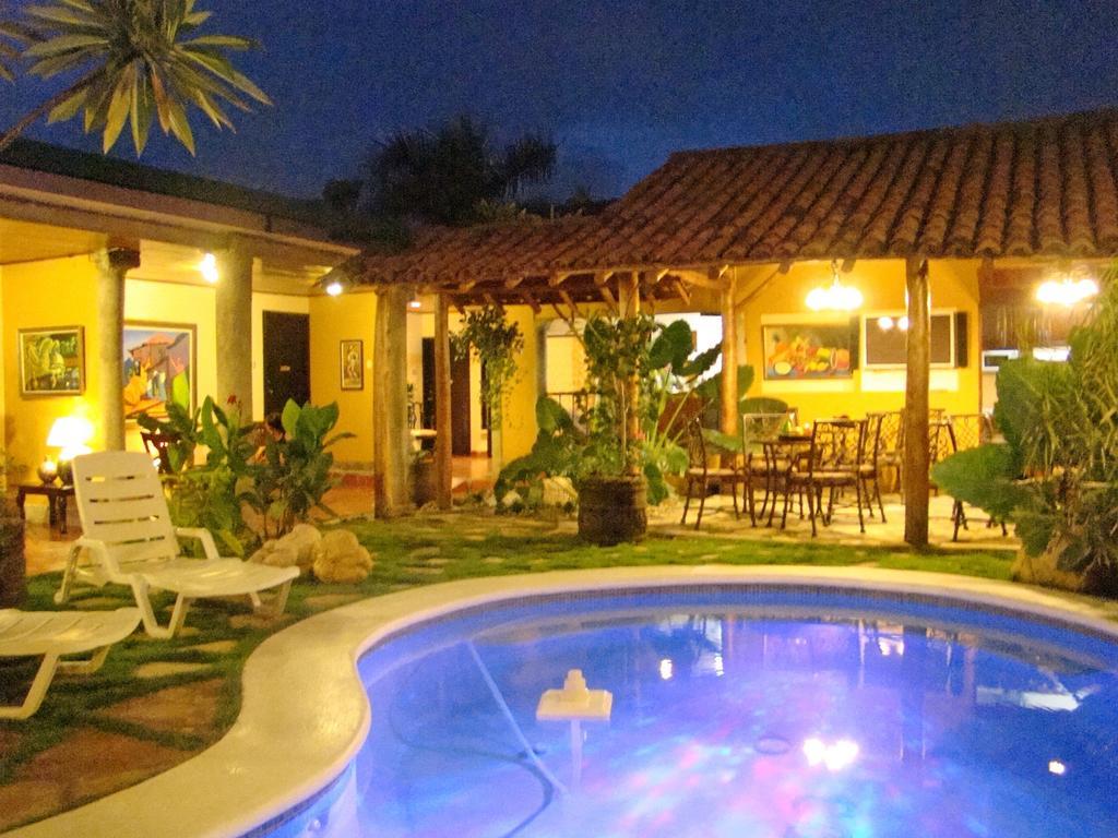 Hotel Colonnade Nicaragua มานากัว ภายนอก รูปภาพ