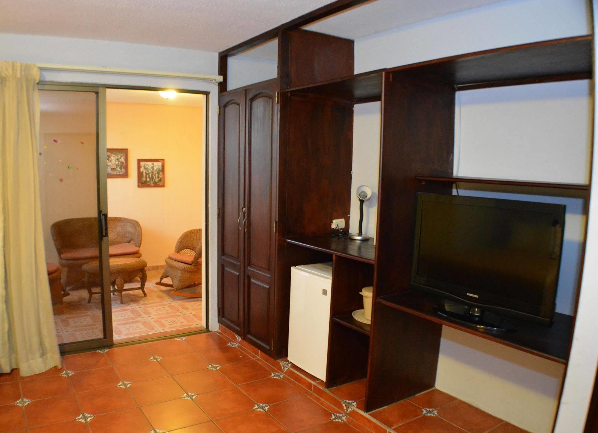 Hotel Colonnade Nicaragua มานากัว ภายนอก รูปภาพ